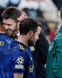 壹号娱乐- 曼城客场逆转热刺，哈兰德连场破门状态火热  