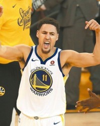  克莱汤普森状态回暖，勇士外线复苏  