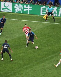 壹号娱乐官网- 克莱蒙客场偷分成功，教练组针对性战术获赞  