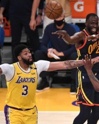 壹号娱乐- 詹姆斯总得分突破四万分，湖人加时险胜掘金  