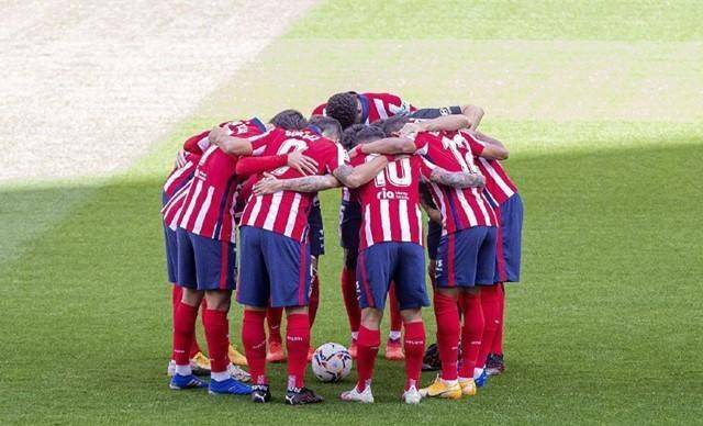  弗赖堡黑马姿态持续发力，积分榜挤进前六名  