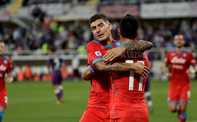  那不勒斯七连胜领跑意甲，奥斯梅恩状态火热  